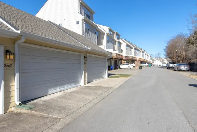 $340,000 | 8662 Gauphin Place, Nashville, TN 37211