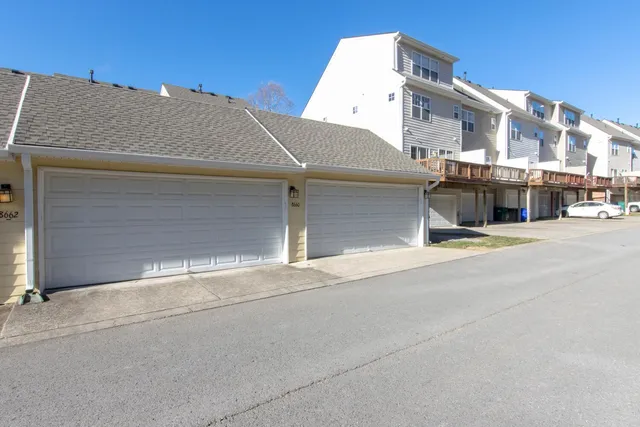 $340,000 | 8662 Gauphin Place, Nashville, TN 37211