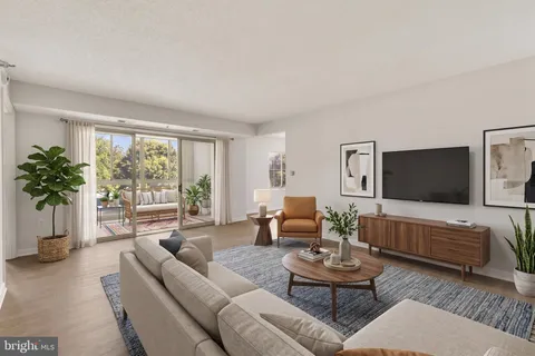 $375,000 | 14805 Pennfield Circle, Unit 309, Silver Spring, MD 20906