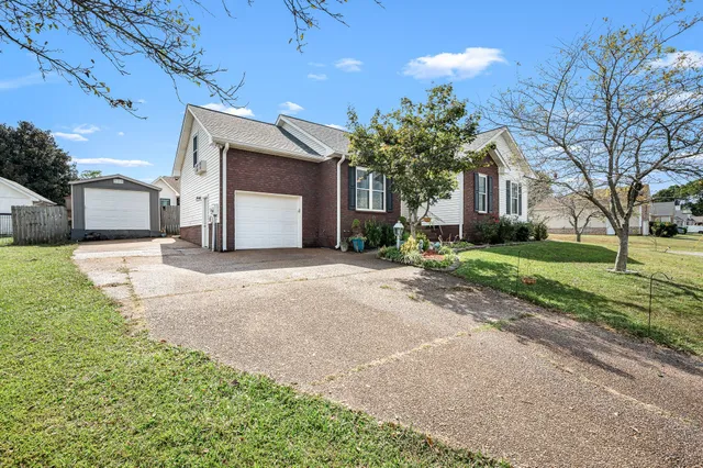 $390,000 | 4161 Turner's Bend, Goodlettsville, TN 37072