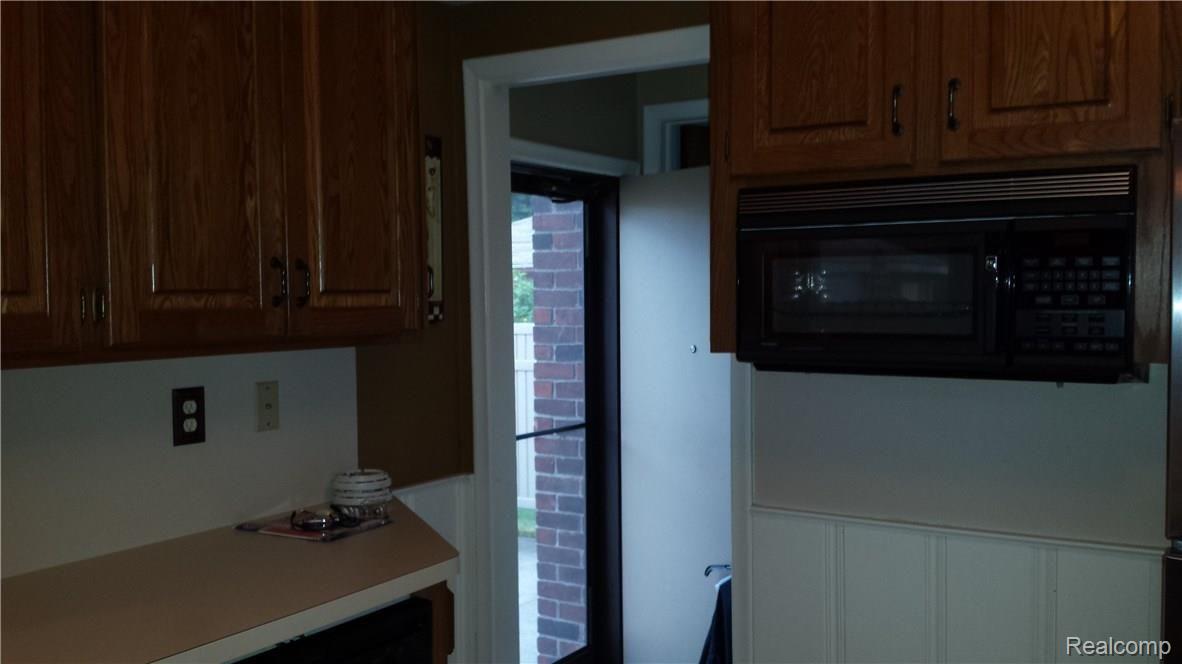482 Henry Ruff Road Garden City, MI 48135 - Photo 28 of 39 413.jpg