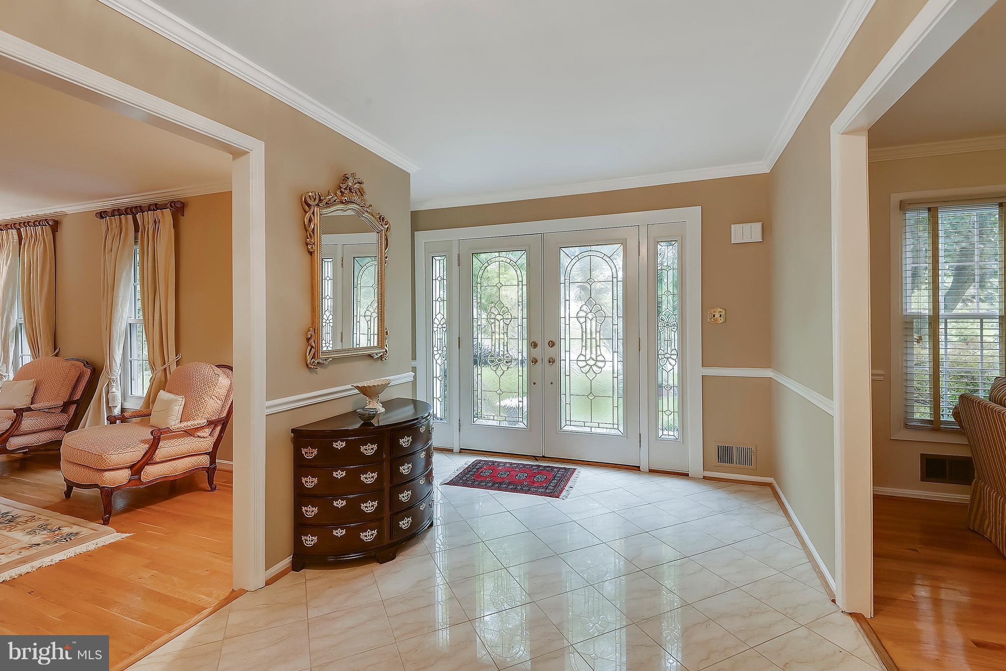 9420 Old Courthouse Road Vienna, VA 22182 - Photo 3 of 30 Interior (General)