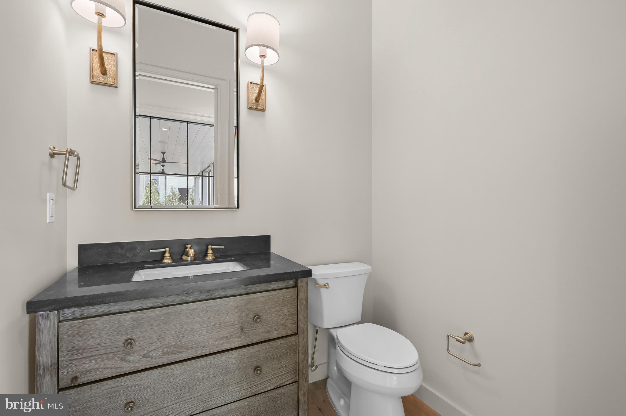 606 Martingale Ridge Drive Middleburg, VA 20117 - Photo 12 of 43 Powder Room