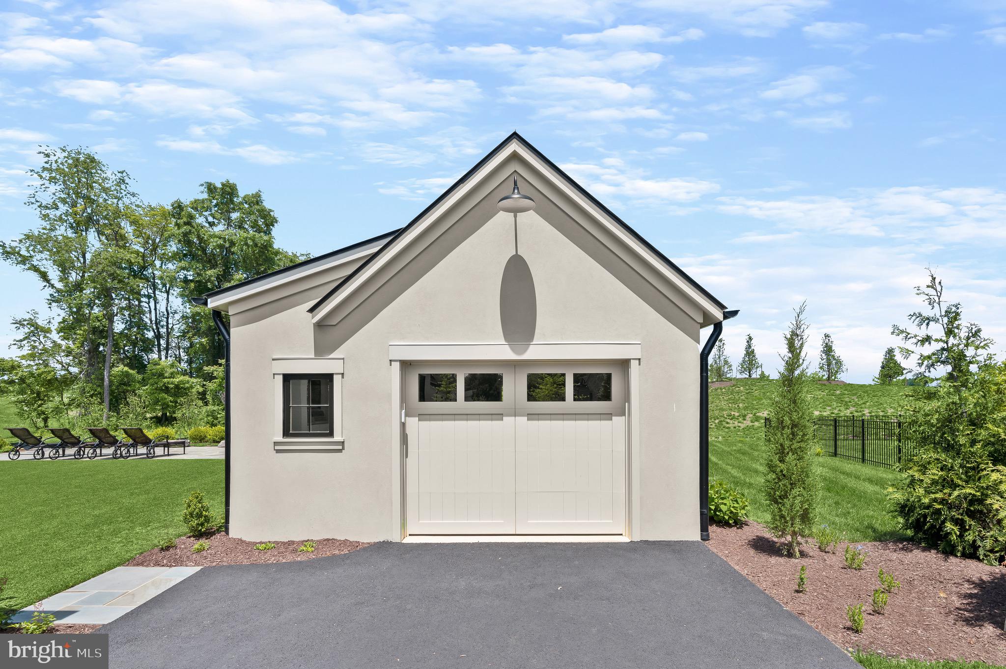 606 Martingale Ridge Drive Middleburg, VA 20117 - Photo 31 of 43 Garage