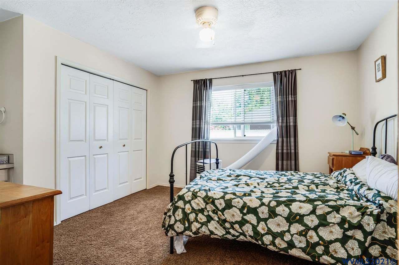 6996 Ridgetop Drive Northeast Keizer, OR 97303 - Photo 19 of 29 Gallery Image 19