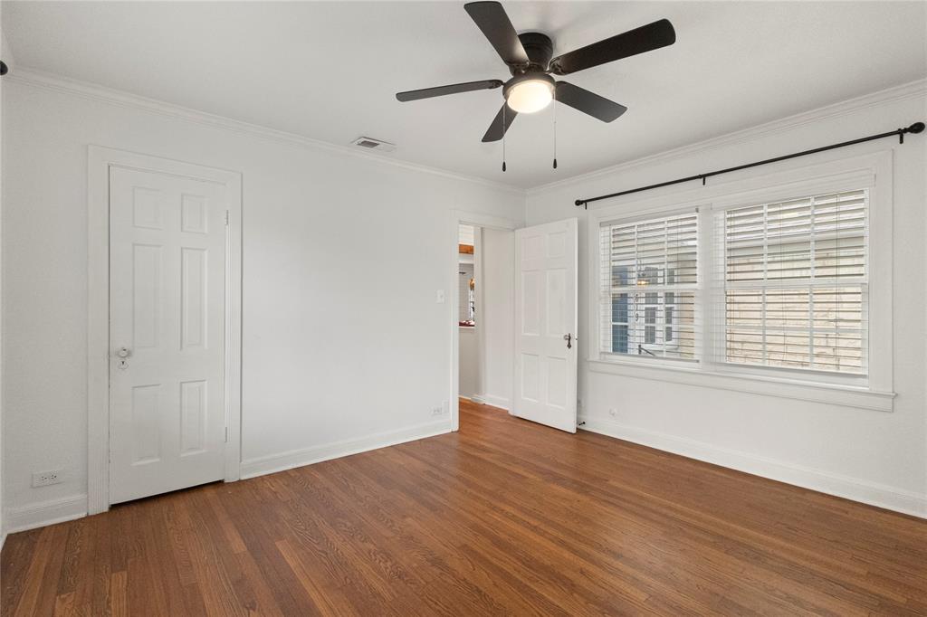 619 North Hampton Road Dallas, TX 75208 - Photo 17 of 28