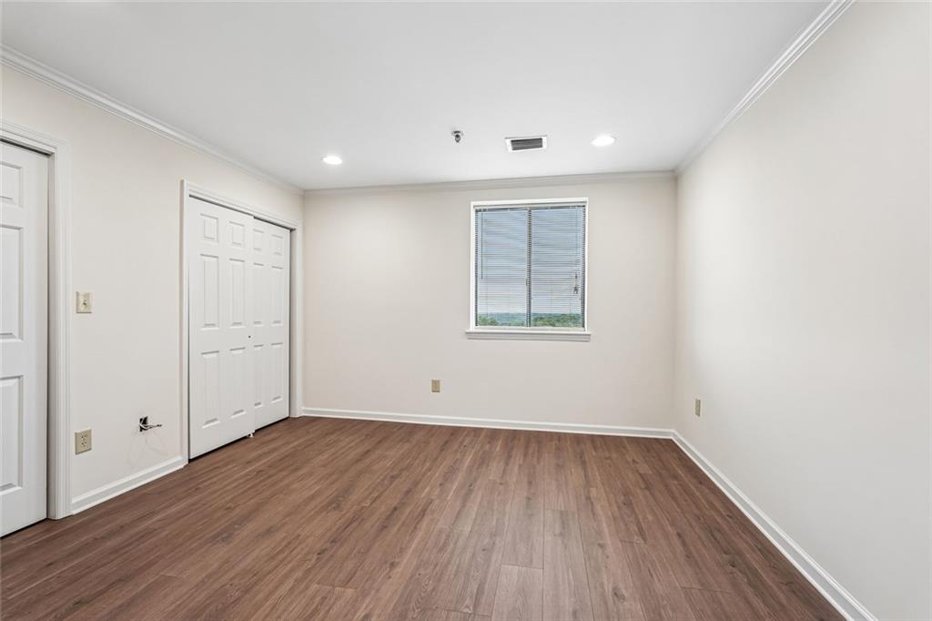 300 Johnson Ferry Road, Unit B601 Atlanta, GA 30328 - Photo 10 of 35 Gallery Image 10