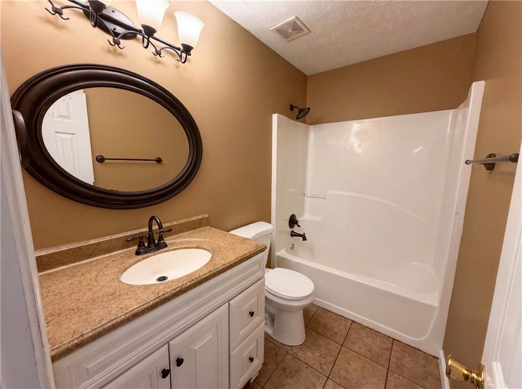2195 Clayton Ridge Lithonia, GA 30058 - Photo 15 of 22