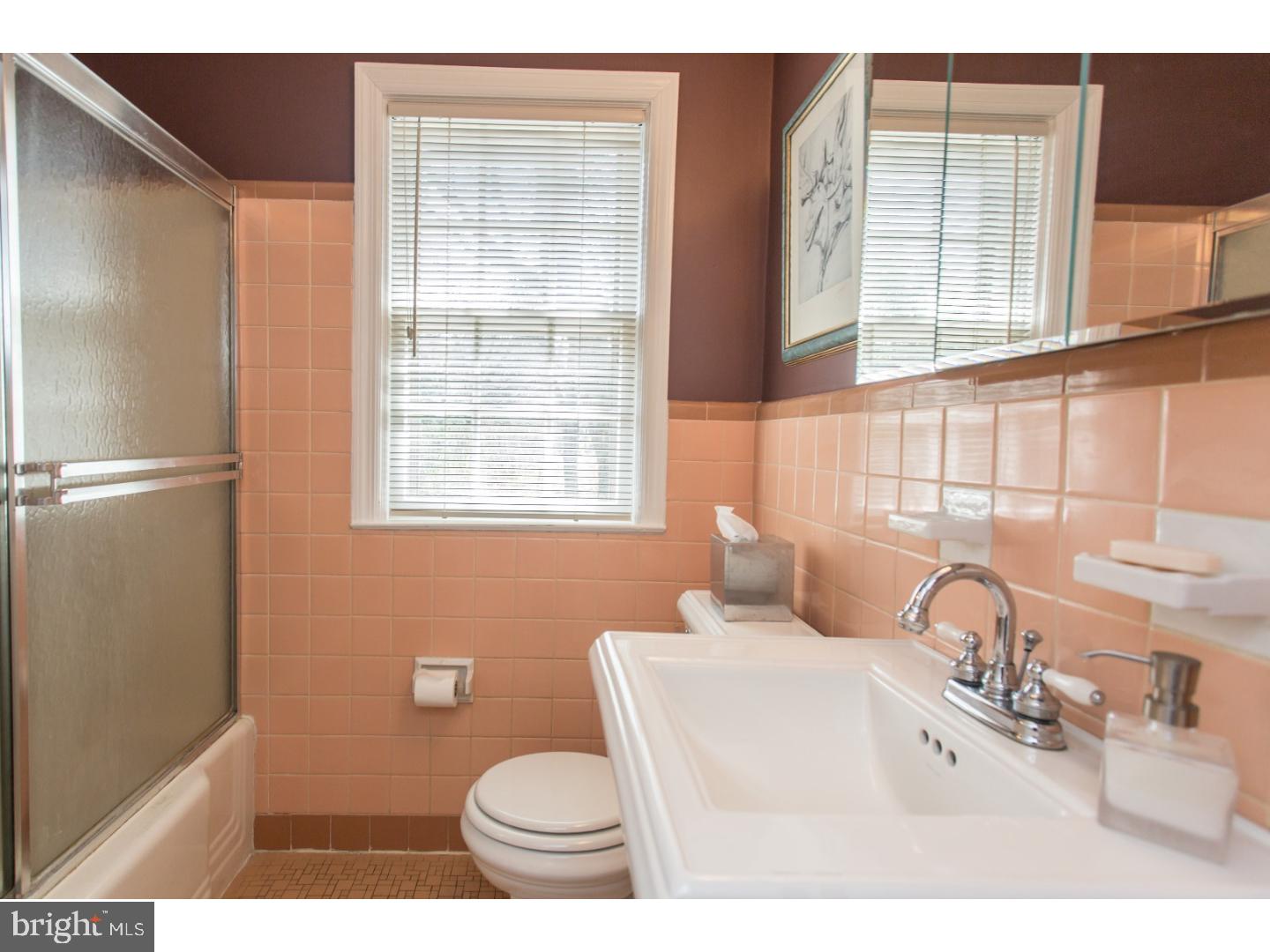 210 Ridgewood Road Media, PA 19063 - Photo 19 of 23 Bathroom