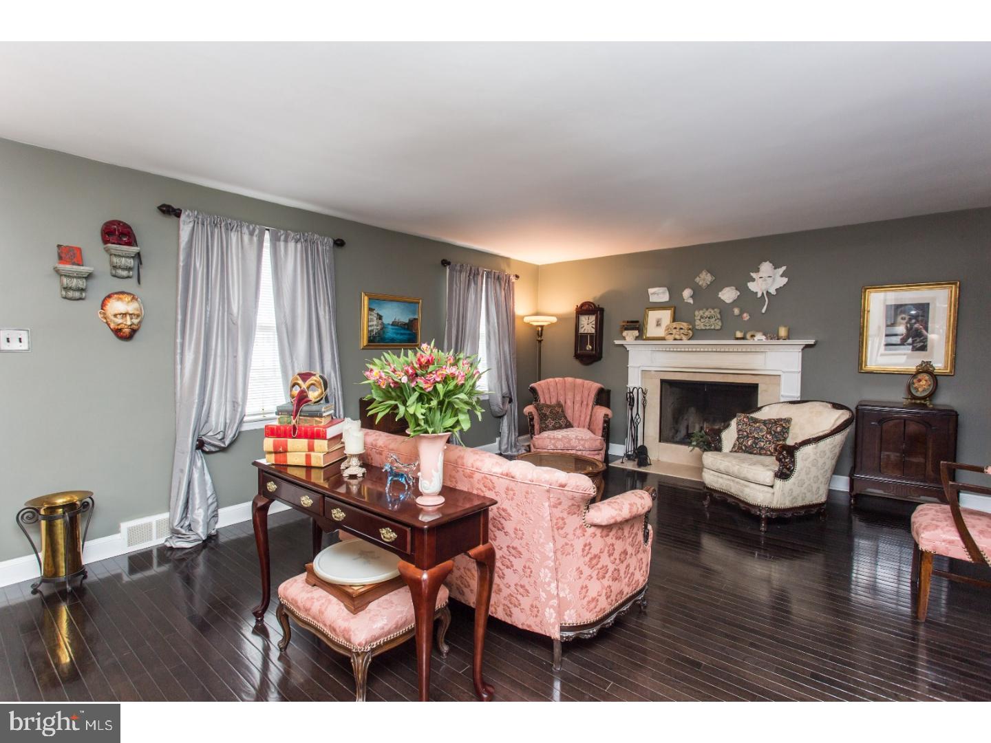 210 Ridgewood Road Media, PA 19063 - Photo 2 of 23 Living Room