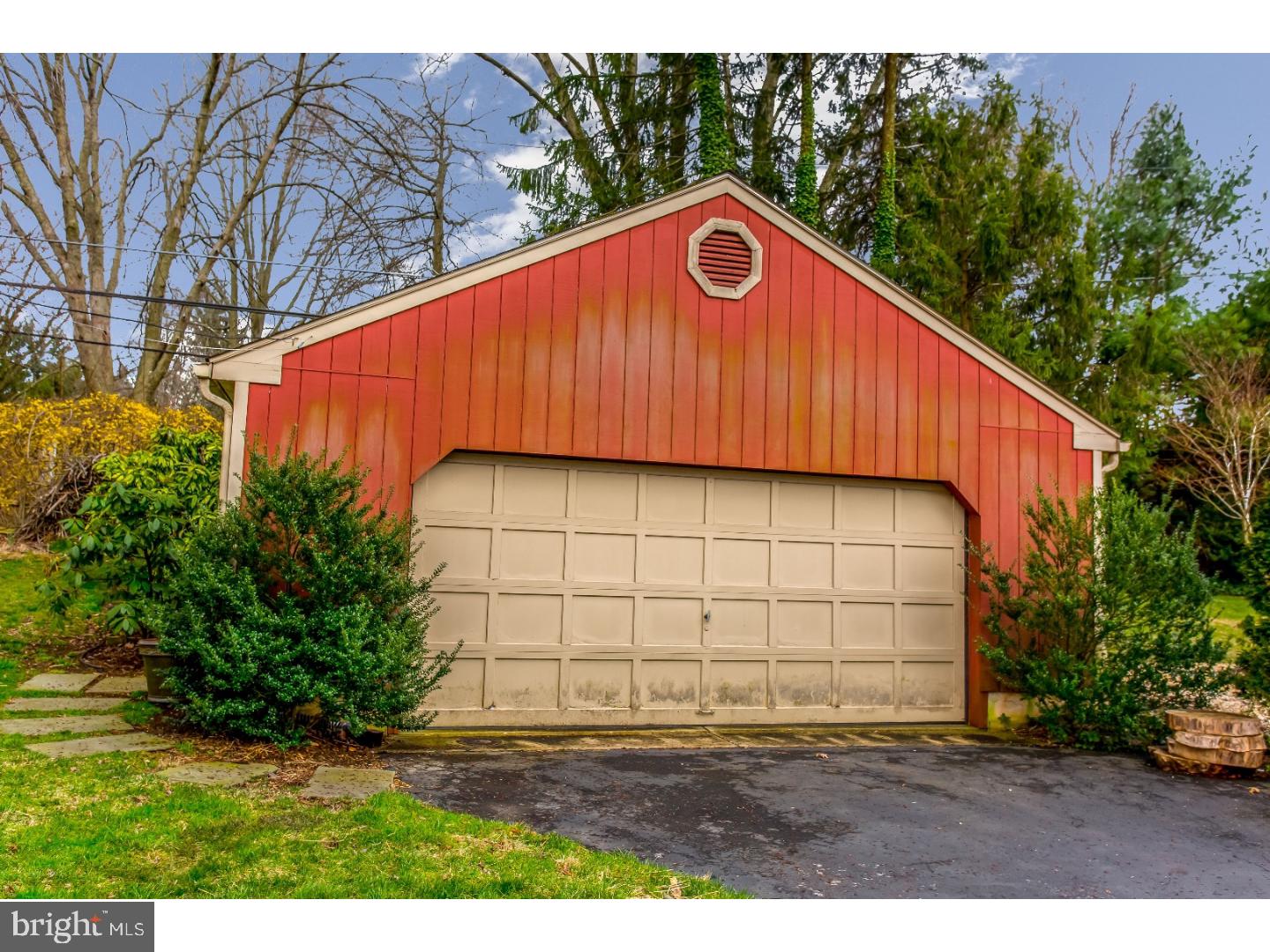 210 Ridgewood Road Media, PA 19063 - Photo 22 of 23 Garage