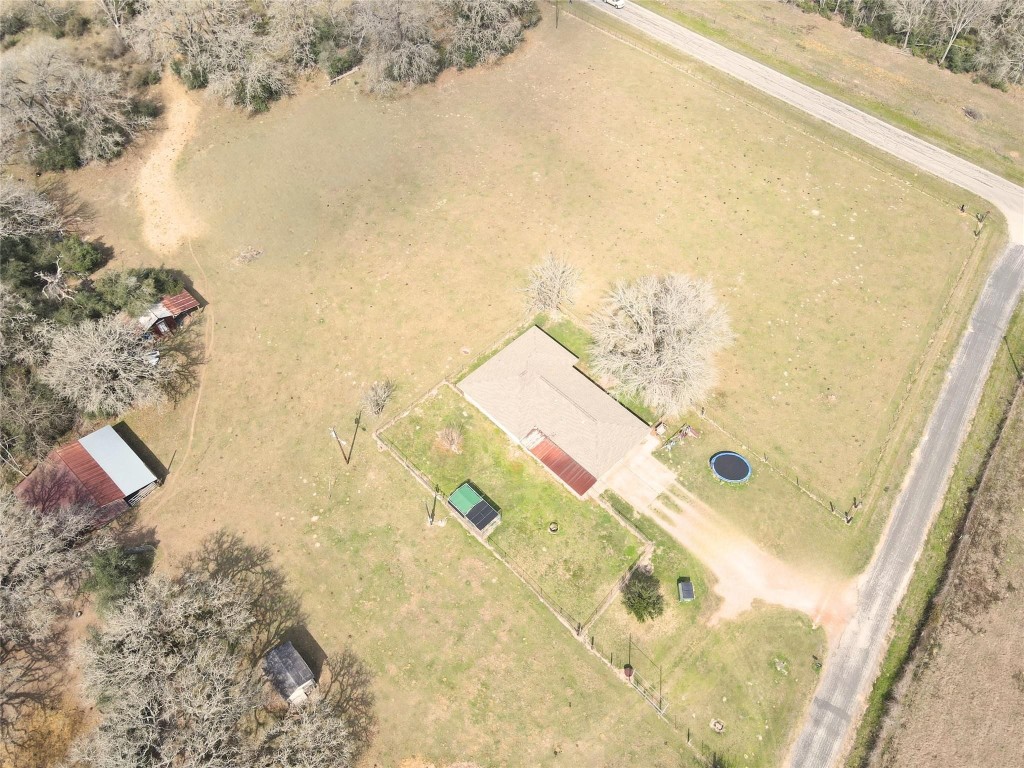 22052 Chapman Road Hempstead, TX 77445 - Photo 5 of 8