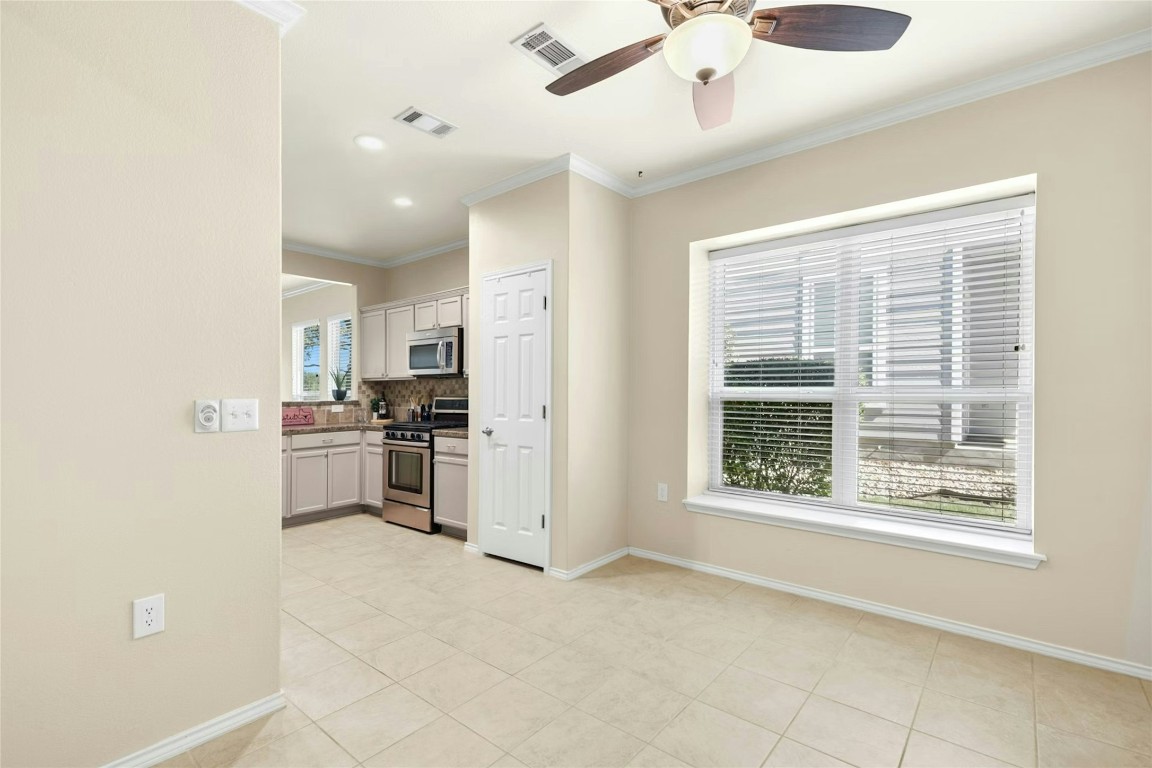 215 Bonham Loop Georgetown, TX 78633 - Photo 11 of 25