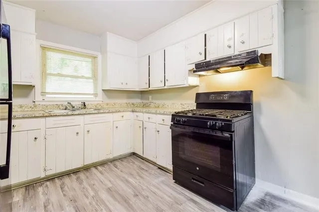 $169,999 | 3697 Wisteria Lane Southwest, Atlanta, GA 30331