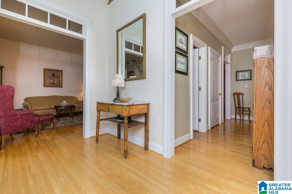 1013 Oak Tree Road Birmingham, AL 35244 - Photo 7 of 44