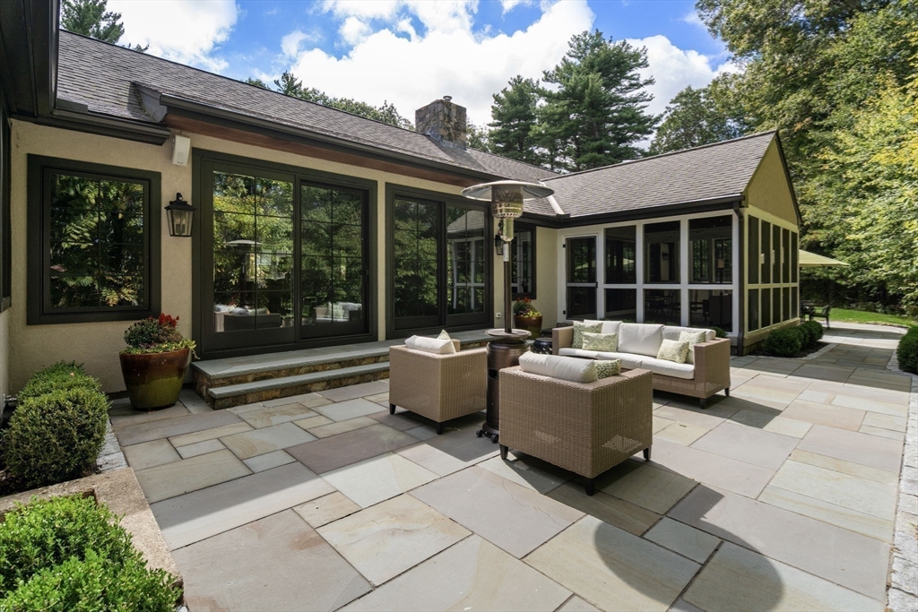24 Claypit Hill Road Wayland, MA 01778 - Photo 14 of 42