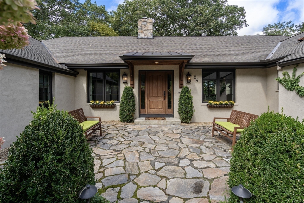 24 Claypit Hill Road Wayland, MA 01778 - Photo 4 of 42