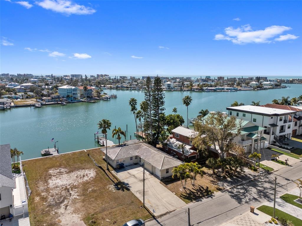 837 Bay Point Drive Madeira Beach, FL 33708 - Photo 15 of 23