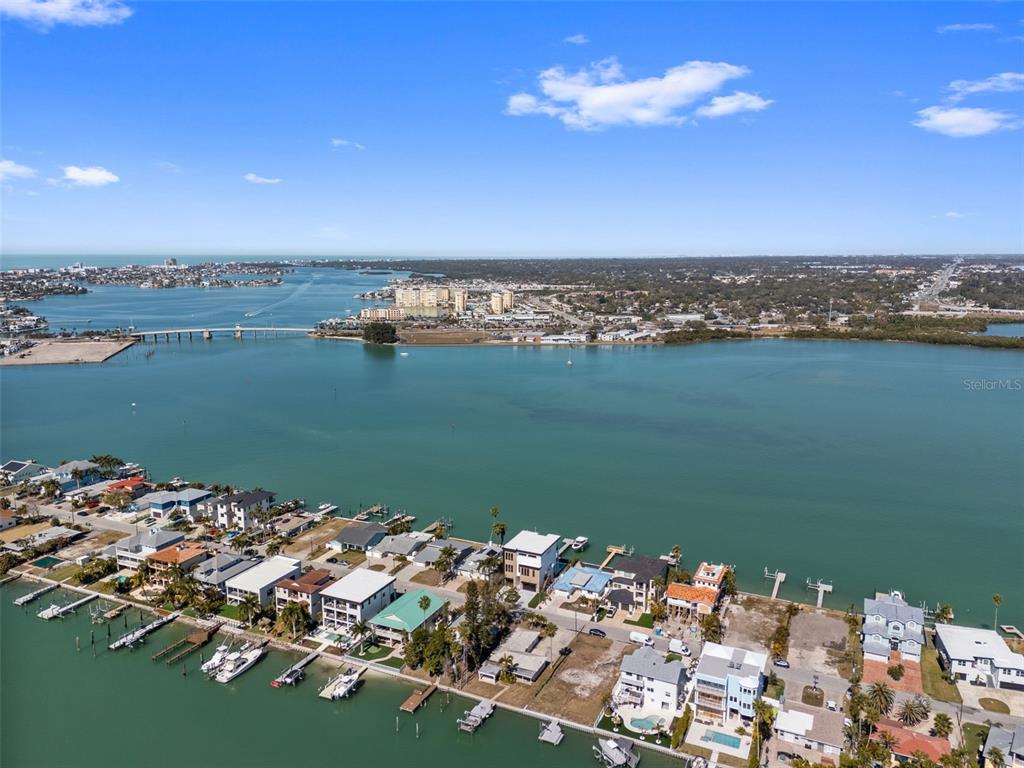 837 Bay Point Drive Madeira Beach, FL 33708 - Photo 6 of 23