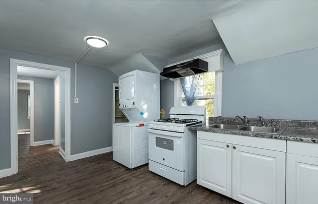 $1,540 | 4102 Elmerton Avenue, Unit A, Harrisburg, PA 17109