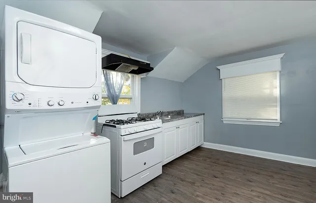 $1,540 | 4102 Elmerton Avenue, Unit A, Harrisburg, PA 17109