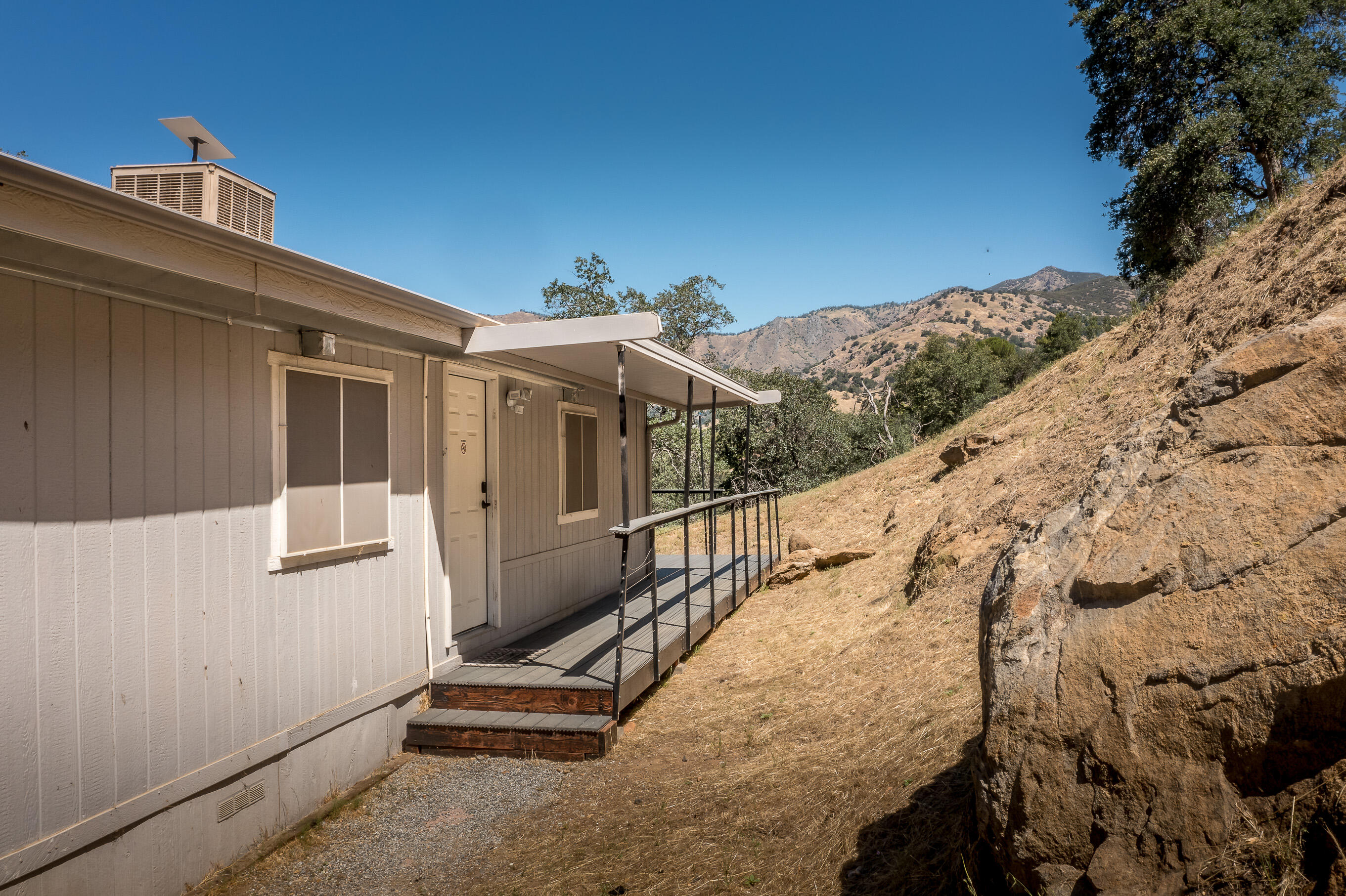 43747 Oak Drive Three Rivers, CA 93271 - Photo 22 of 24 DJI_0639-HDR