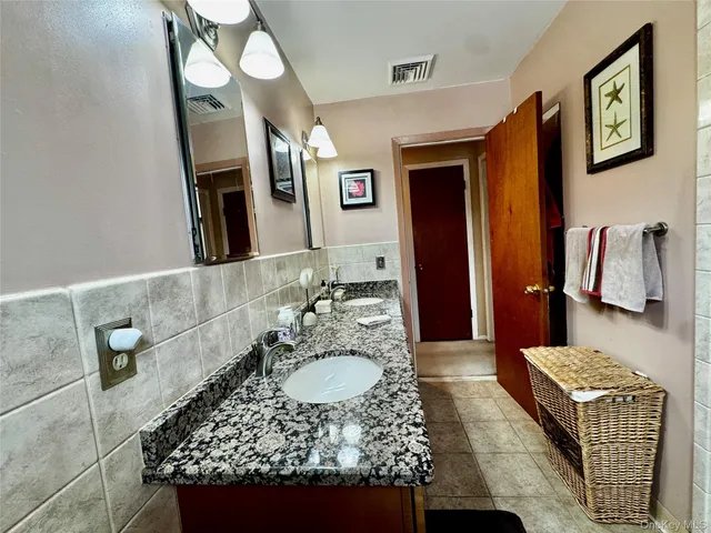 $785,000 | 146 Wood Street, Mahopac, NY 10541