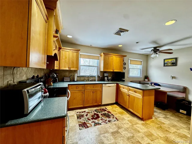 $785,000 | 146 Wood Street, Mahopac, NY 10541