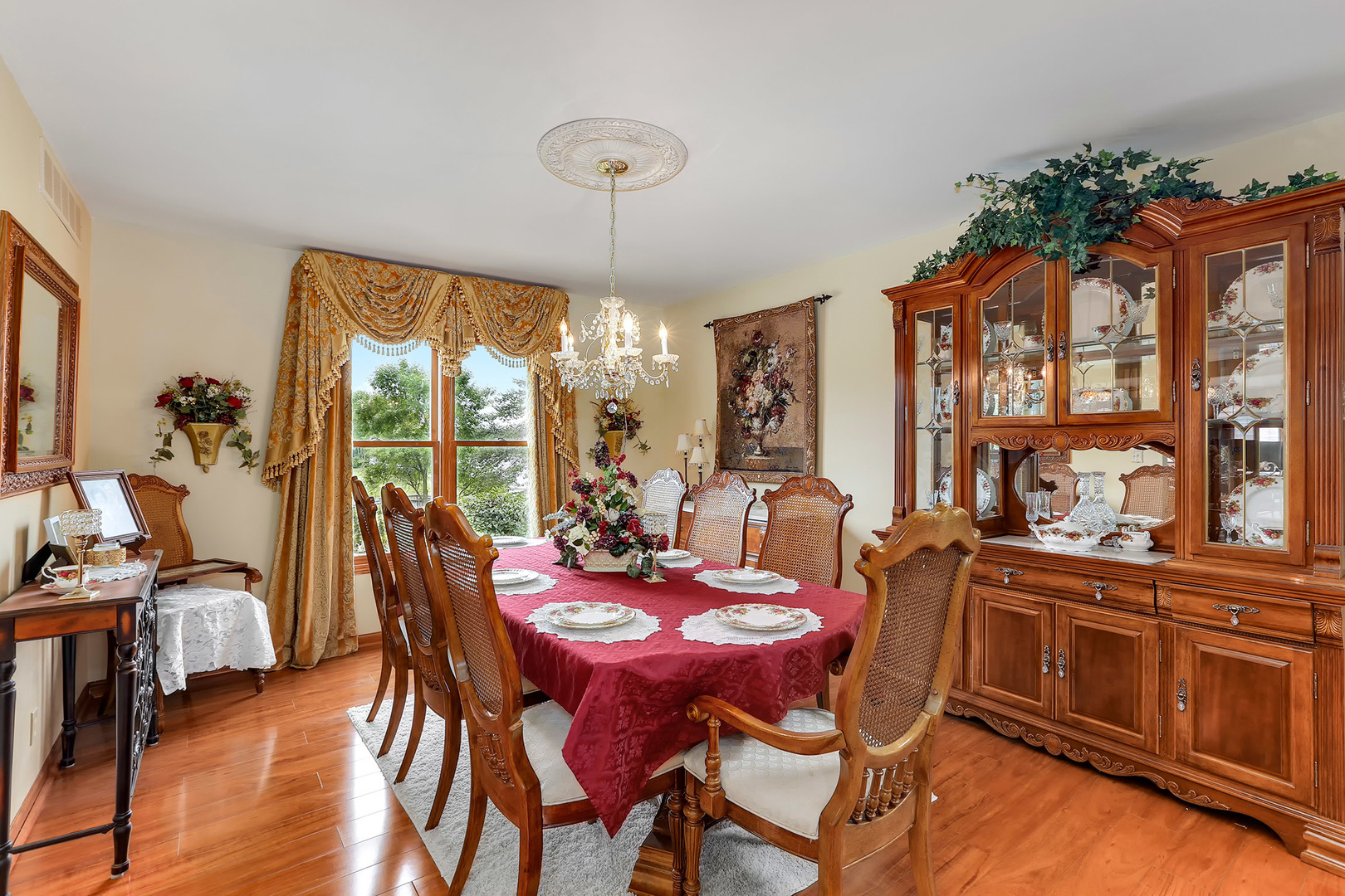 921 Merrill New Road Sugar Grove, IL 60554 - Photo 9 of 57