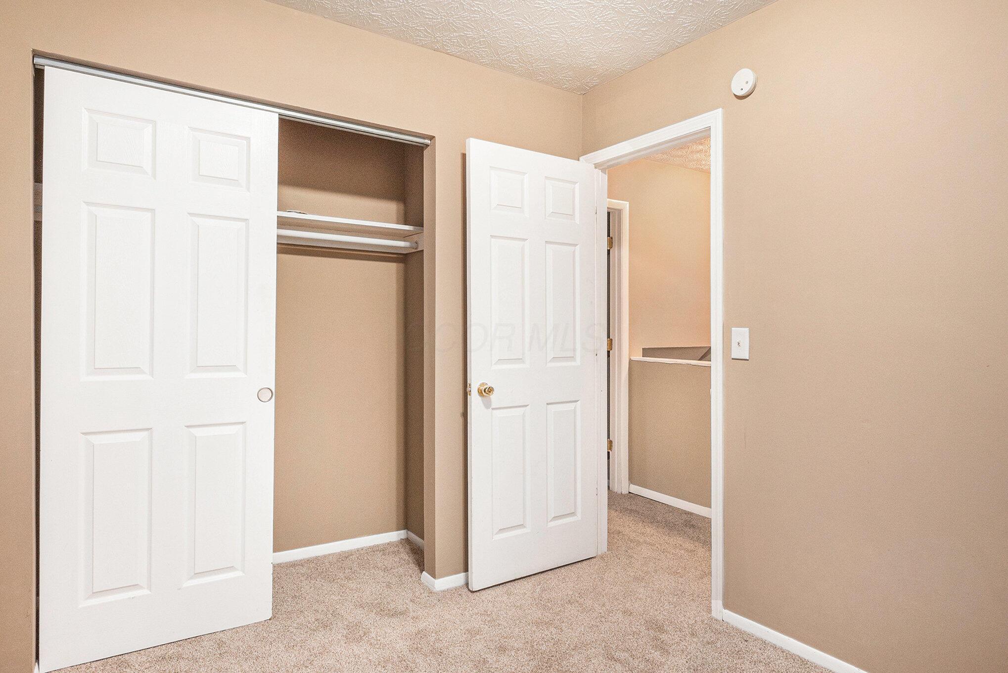 3275 Faycrest Road Columbus, OH 43232 - Photo 9 of 17 009_file_776