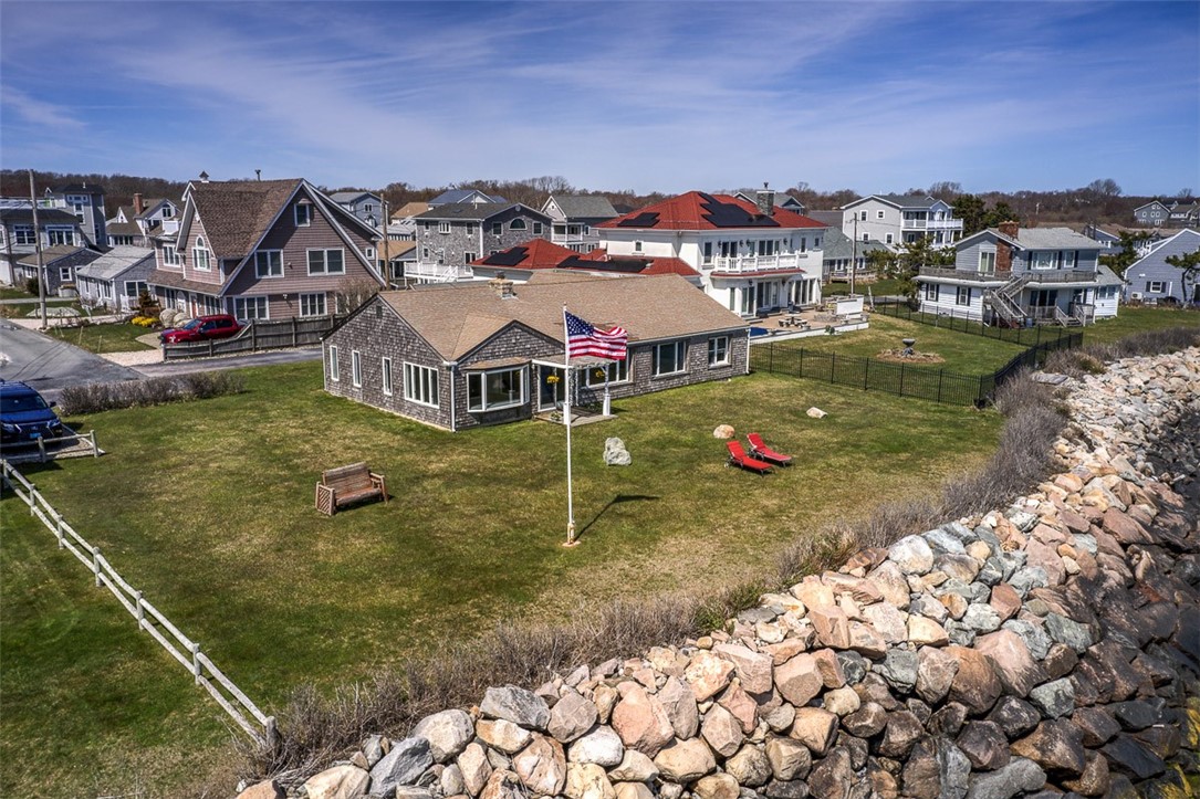 30 Pocono Road Narragansett, RI 02882 - Photo 4 of 46 110 Feet Oceanfront. 16,283 Sq. Ft. Lot