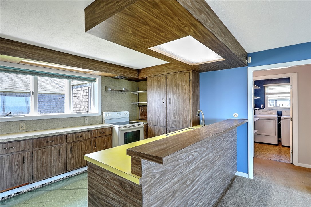 30 Pocono Road Narragansett, RI 02882 - Photo 42 of 46 Gallery Image 42