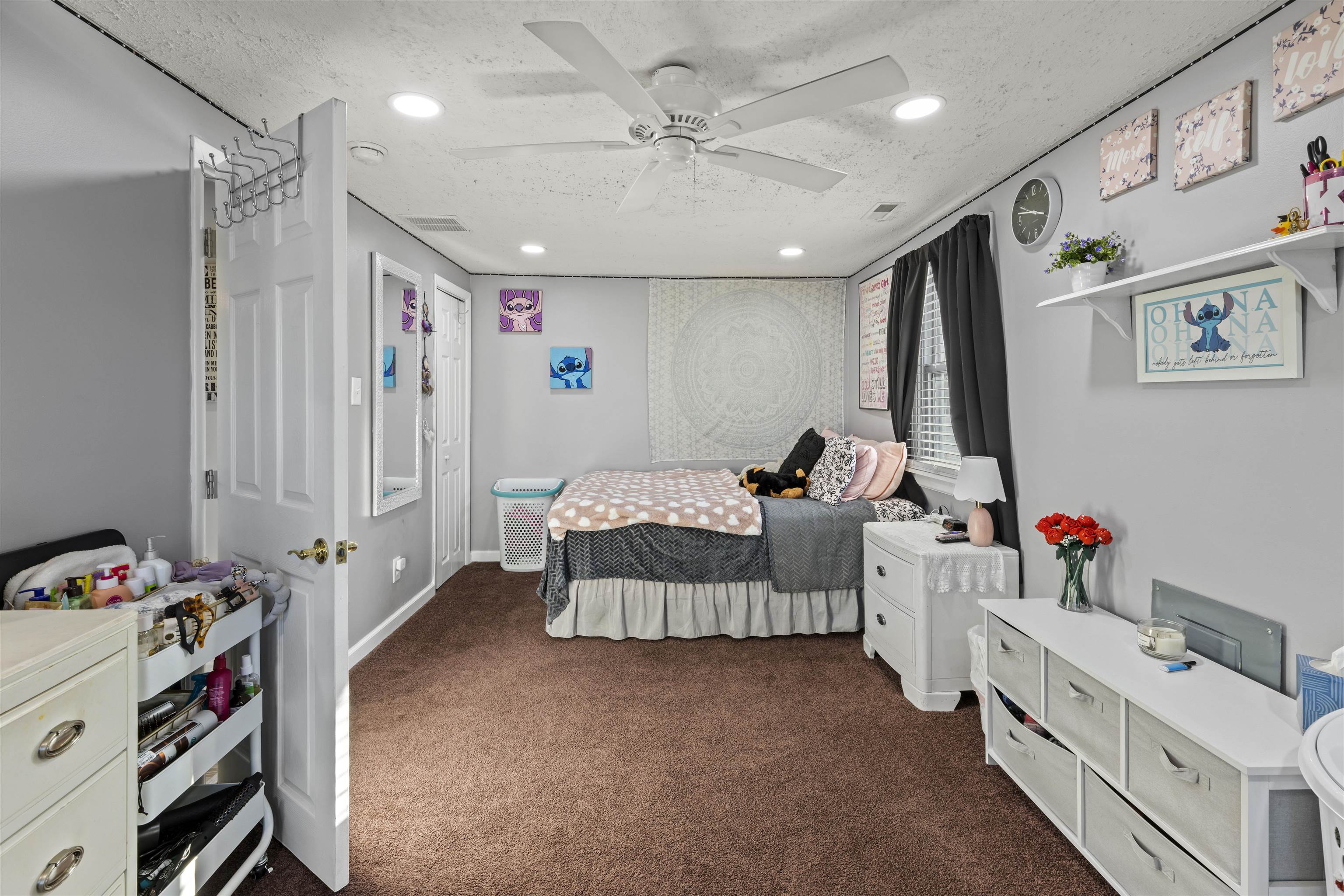 112 East Drumbed Road Villas, NJ 08251 - Photo 16 of 42 a bedroom with furniture and a chandelier