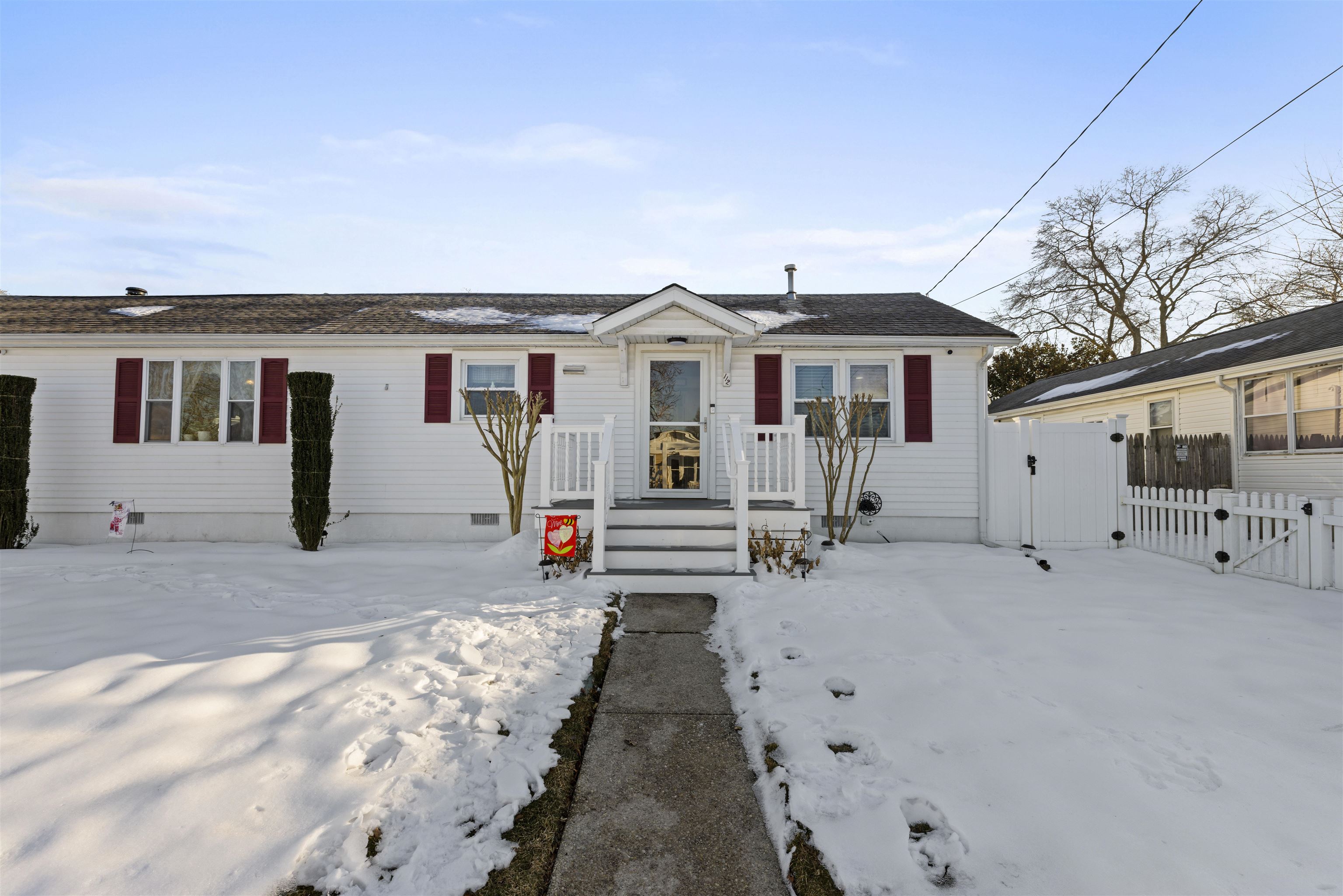 112 East Drumbed Road Villas, NJ 08251 - Photo 3 of 42 a view of house and front view of a house