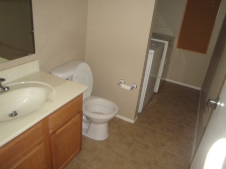 3511 East Baseline Road, Unit 1029 Phoenix, AZ 85042 - Photo 7 of 7 Bathroom