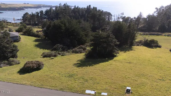 $195,000 | 44861 Baywood Drive, Mendocino, CA 95460