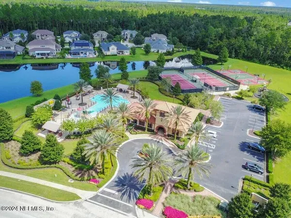 $1,950 | 458 Servia Drive, St. Johns, FL 32259