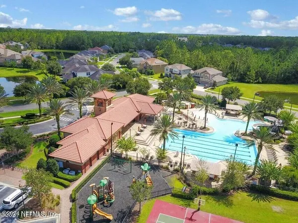 $1,950 | 458 Servia Drive, St. Johns, FL 32259