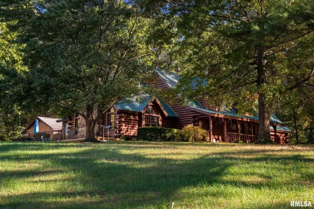 $999,995 | 2145 Lick Creek Road, Anna, IL 62906