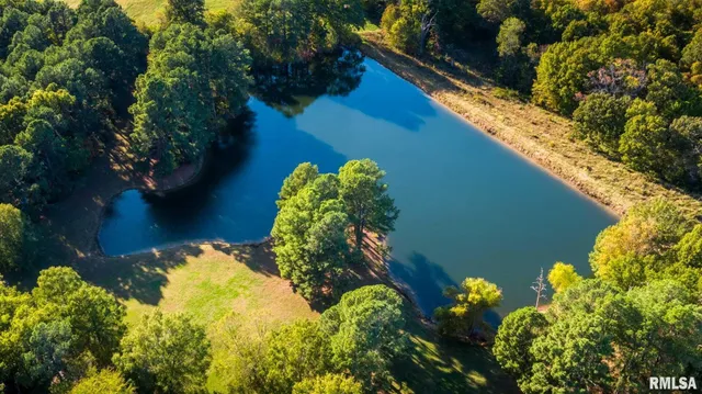 $999,995 | 2145 Lick Creek Road, Anna, IL 62906