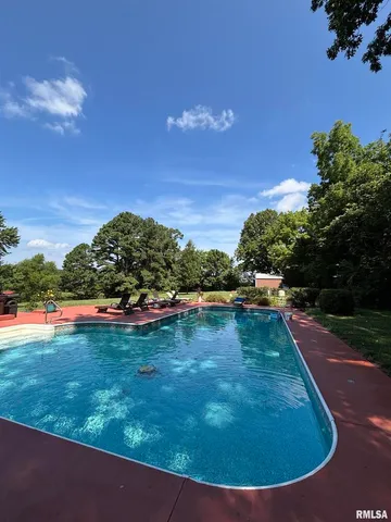 $999,995 | 2145 Lick Creek Road, Anna, IL 62906