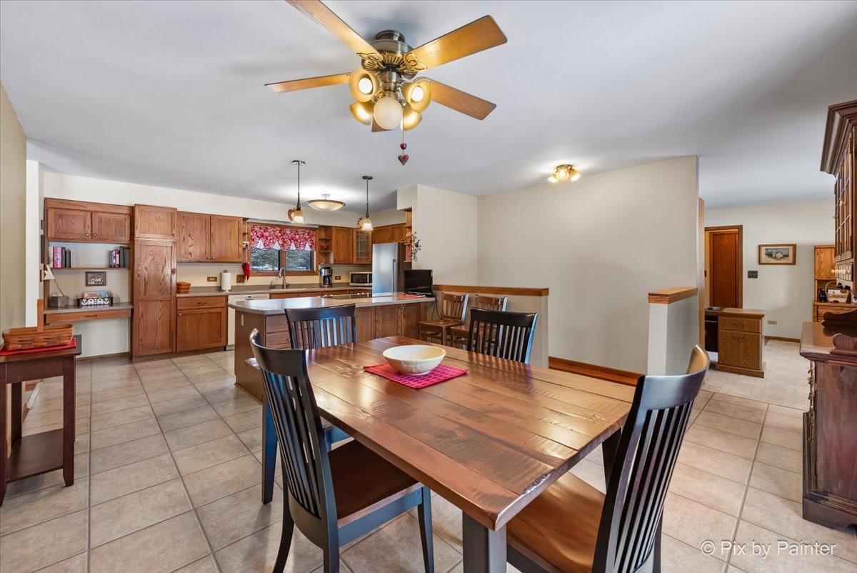 4507 Hanover Drive Crystal Lake, IL 60012 - Photo 13 of 63 a view of a dining room with furniture
