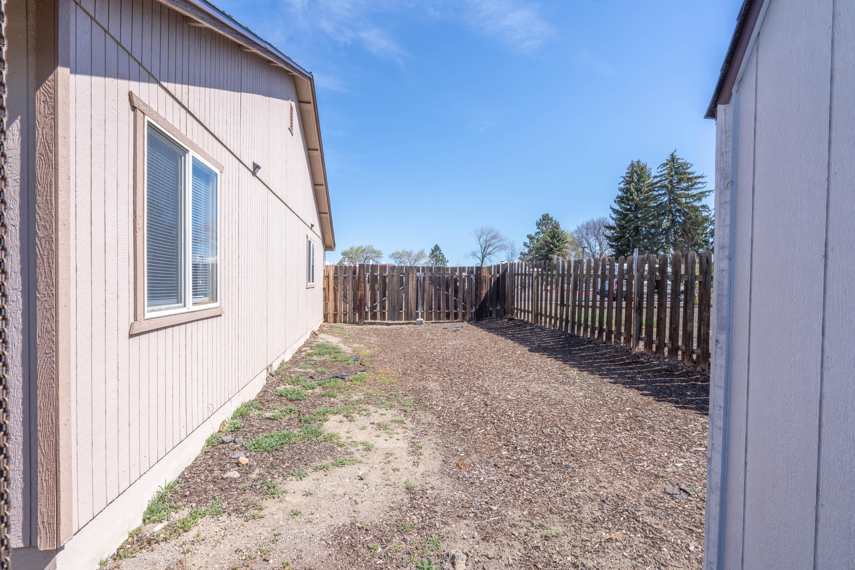 701 Southwest 23rd Street Redmond, OR 97756 - Photo 29 of 36 DSC02386-HDR