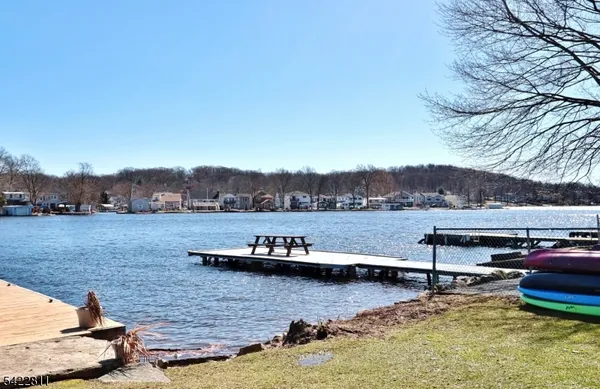 $1,800 | 63 Iowa Avenue, Lake Hopatcong, NJ 07849
