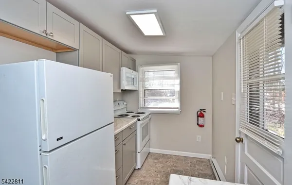 $1,800 | 63 Iowa Avenue, Lake Hopatcong, NJ 07849