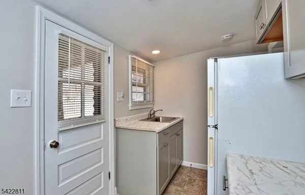 $1,800 | 63 Iowa Avenue, Lake Hopatcong, NJ 07849