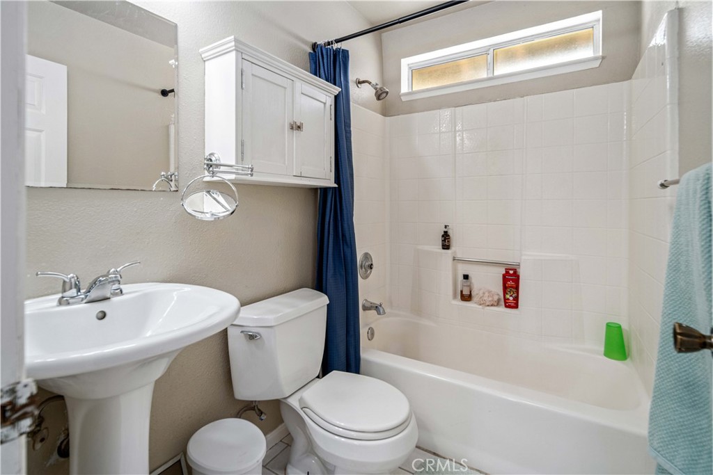 1162 Redwood Court Tehachapi, CA 93561 - Photo 32 of 43