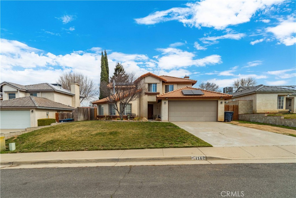 1162 Redwood Court Tehachapi, CA 93561 - Photo 5 of 43