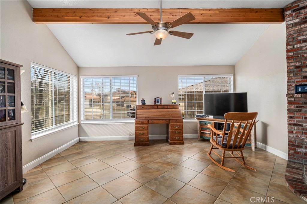 1162 Redwood Court Tehachapi, CA 93561 - Photo 8 of 43