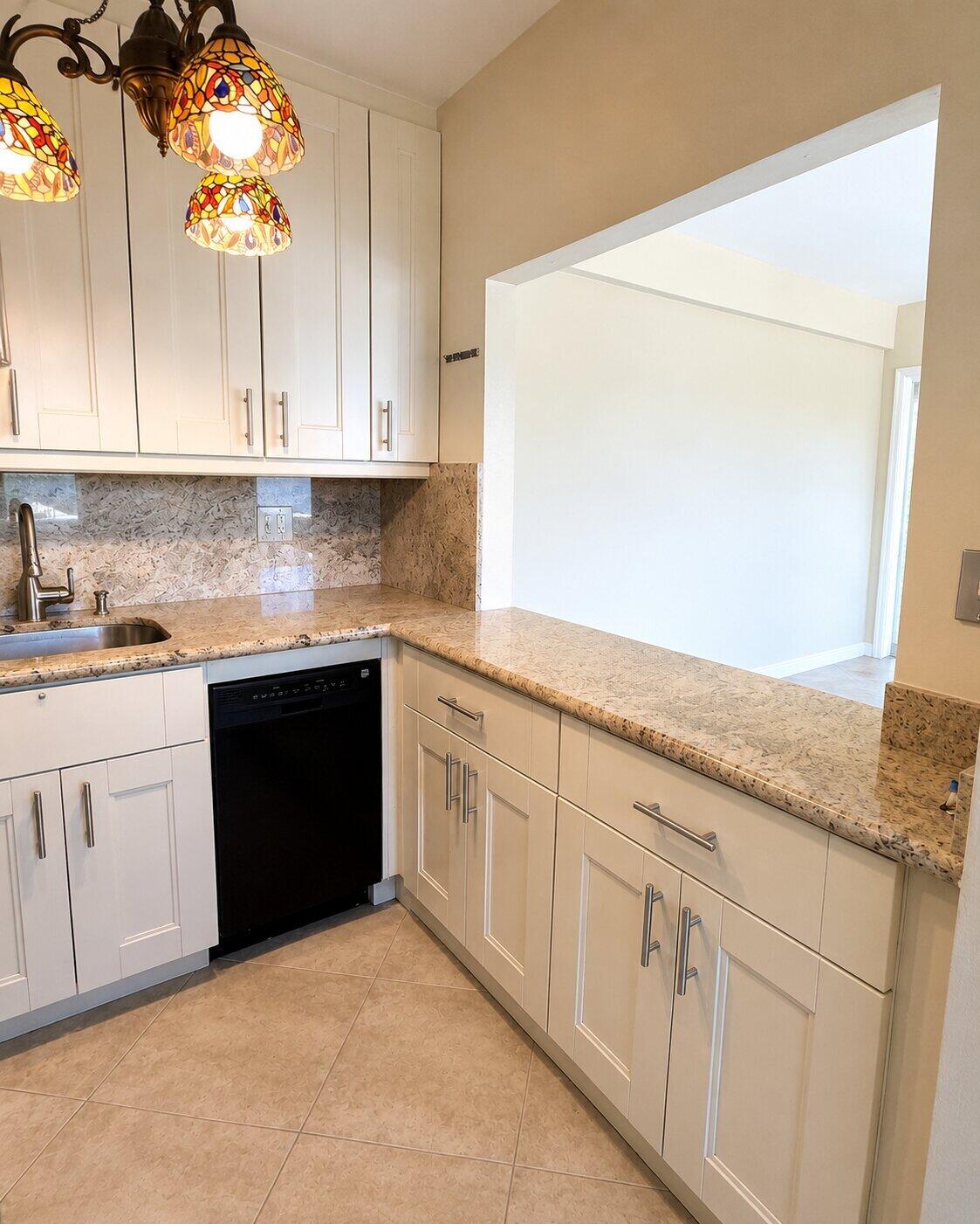 1801 South Surf Road, Unit 2A Hollywood, FL 33019 - Photo 13 of 51 23CBAD6A-B798-4CAA-8661-B515C18C2004